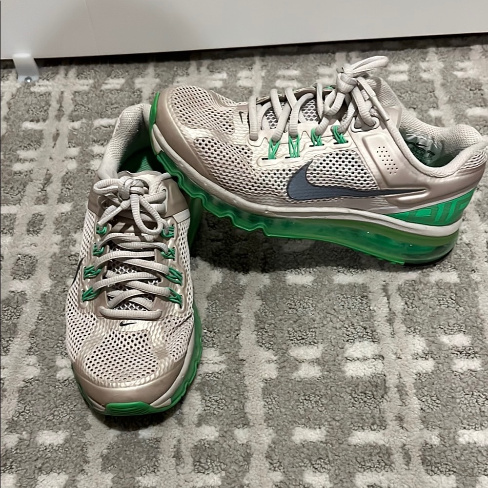 Nike Air Max Sneakers in Gray and Green